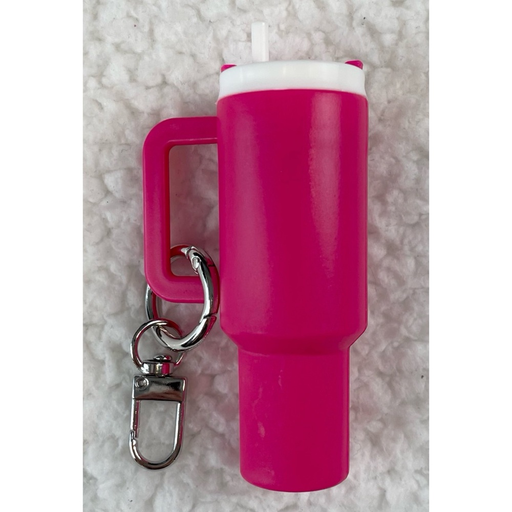 (NWOT) Pink/White Mini Tumbler Bag Charm Keychain - Picture 4 of 13